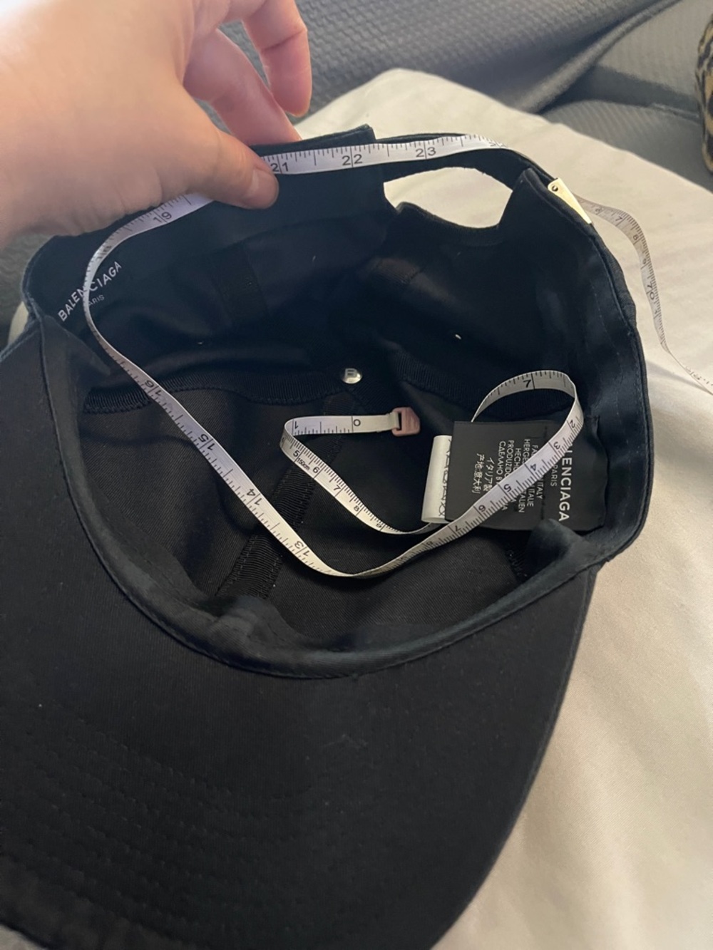 Balenciaga Black Baseball Cap with White Logo Embroidery - Picture 7 of 7